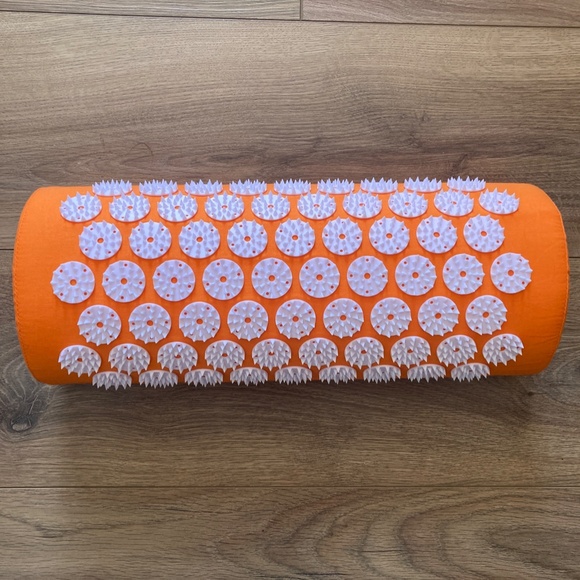 FWP! Acupressure Neck Pillow, Bed of Nails Shakti Mat, Massage Therapy Cushion - Picture 1 of 4